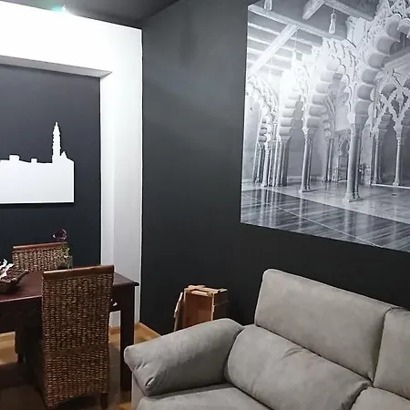 Lucero Dos Catedrales Apartment *